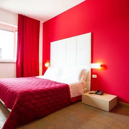 Hotel Relais Del Lago Марта Екстер'єр фото